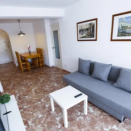 Pineda 8 Planet Costa Dorada * לה פינדה